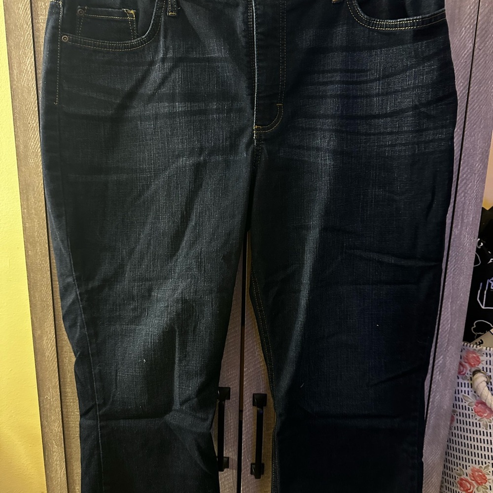 Lee Blue Denim Capris Classic Fit
